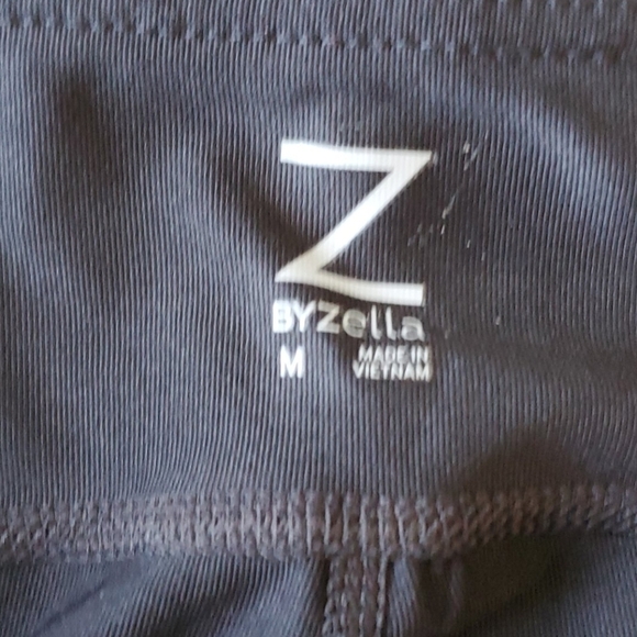 Zella High Waisted Cropped Leggings Sz Medium - Picture 2 of 3